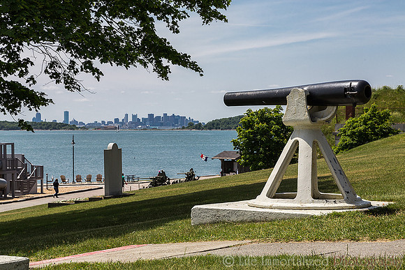 Fort Warren Cannon